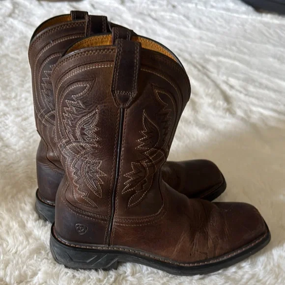 Ariat Brown Western Boots Classic Leather Design - Picture 2 of 10